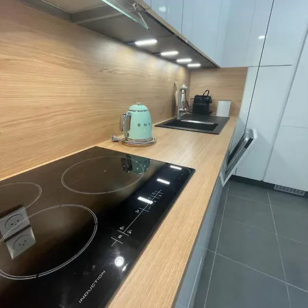 Apartment Cannes, Avec Parking+terrasse, Croisette A Pied! *