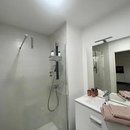 Cannes, Avec Parking+terrasse, Croisette A Pied! *